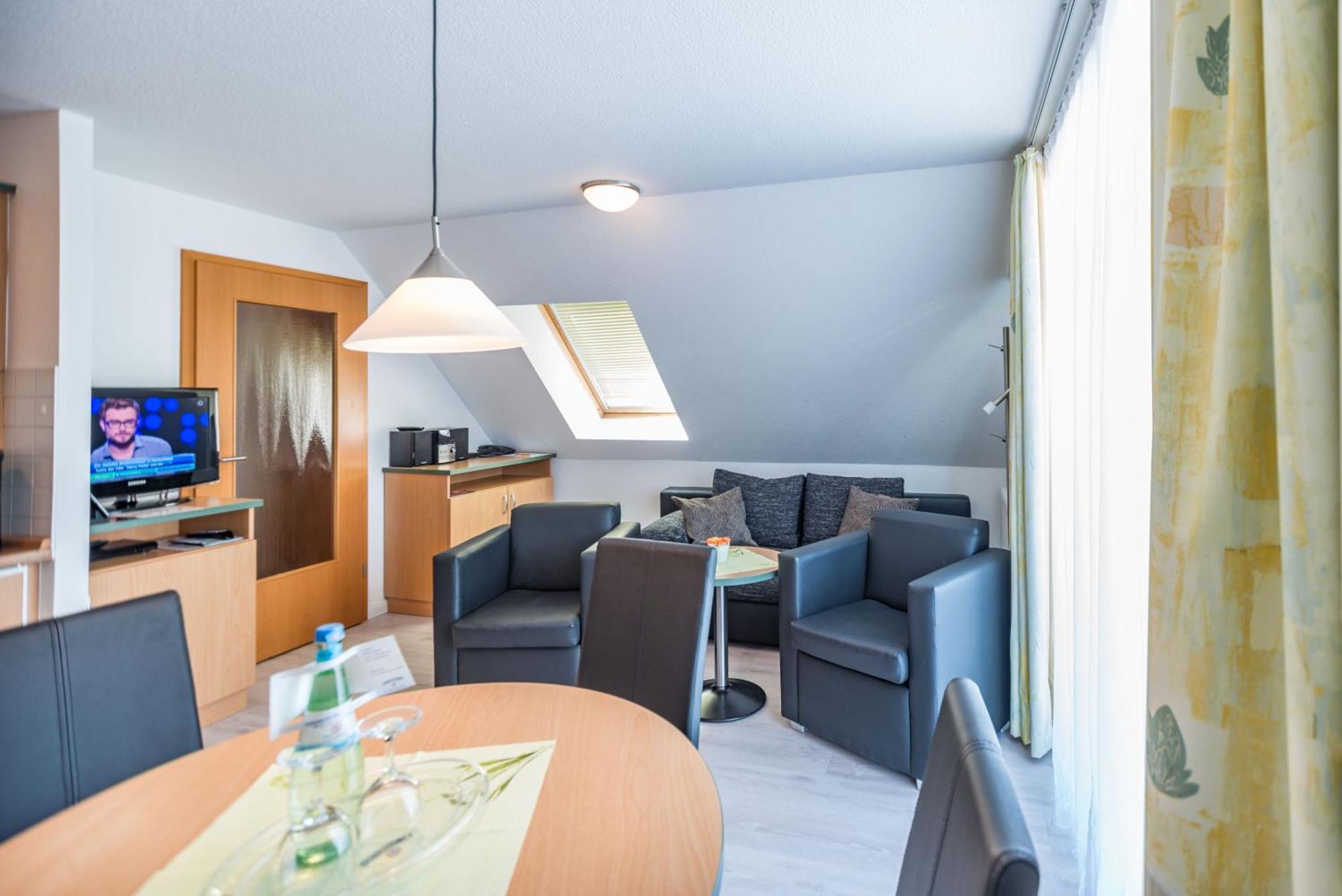 Ostseebad Kühlungsborn Am Weststrand Apartmenthaus Waldeck المظهر الخارجي الصورة