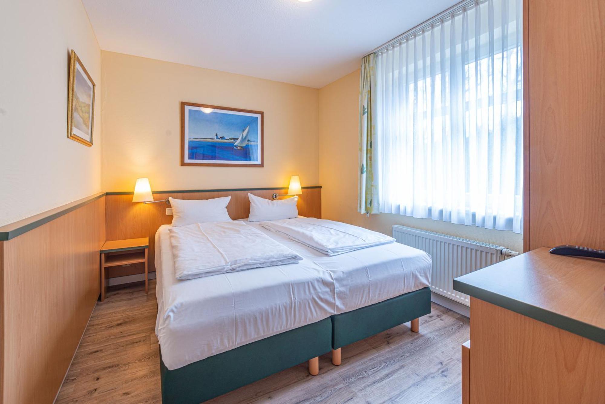 Ostseebad Kühlungsborn Am Weststrand Apartmenthaus Waldeck المظهر الخارجي الصورة