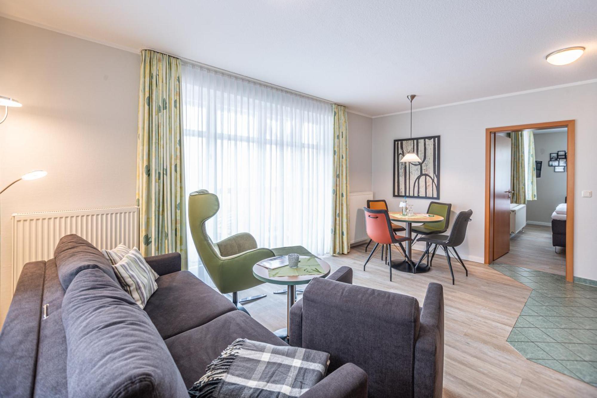 Ostseebad Kühlungsborn Am Weststrand Apartmenthaus Waldeck المظهر الخارجي الصورة