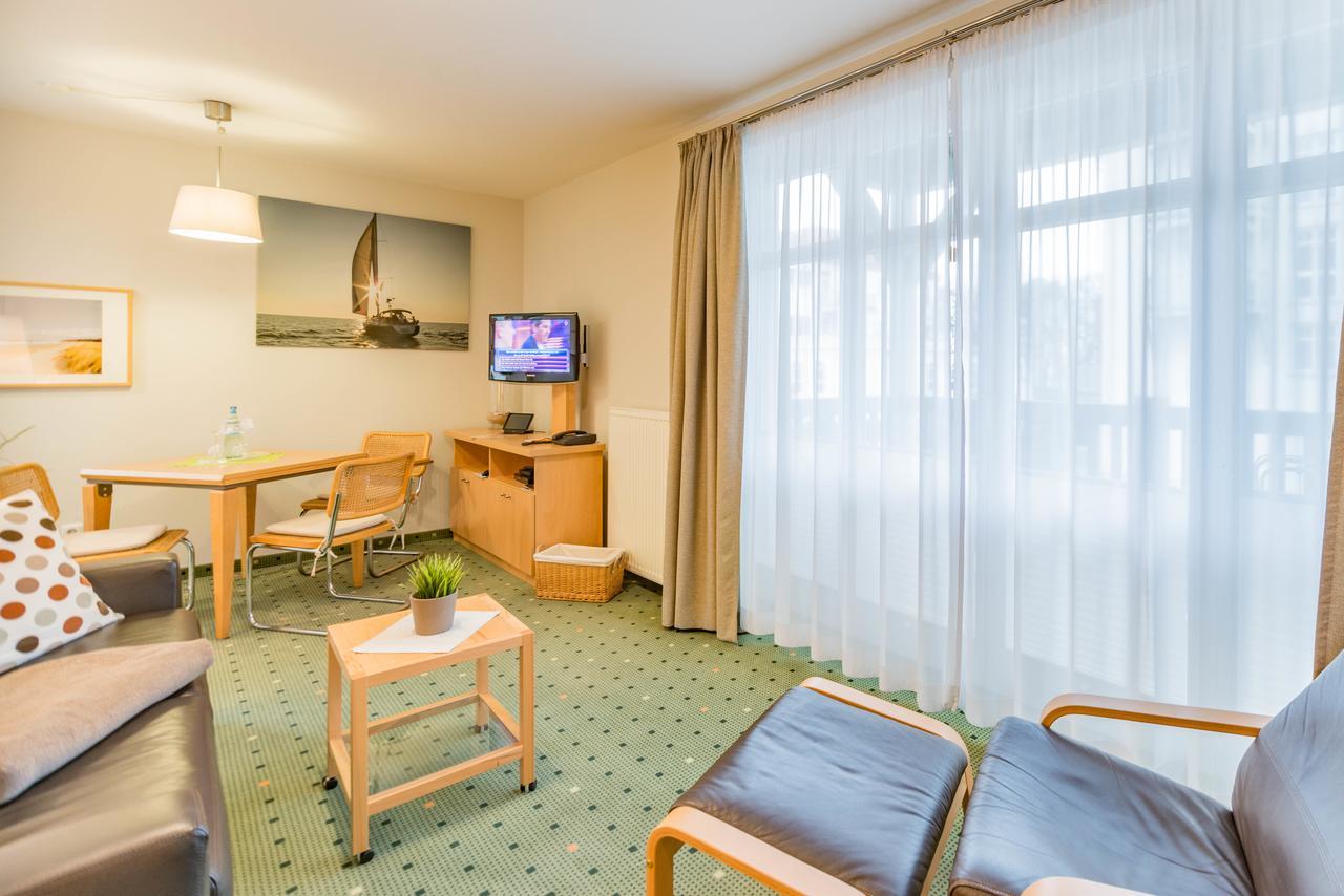 Ostseebad Kühlungsborn Am Weststrand Apartmenthaus Waldeck المظهر الخارجي الصورة