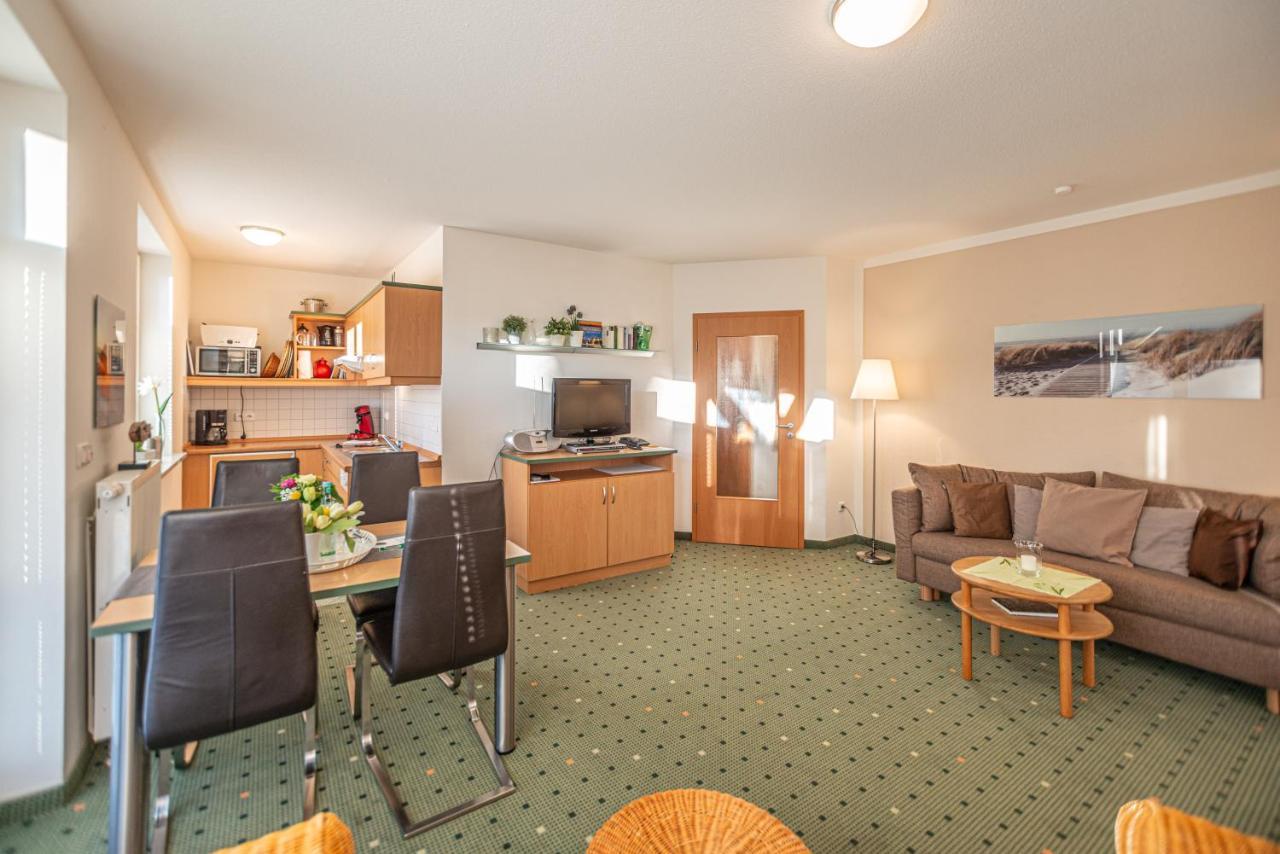 Ostseebad Kühlungsborn Am Weststrand Apartmenthaus Waldeck المظهر الخارجي الصورة